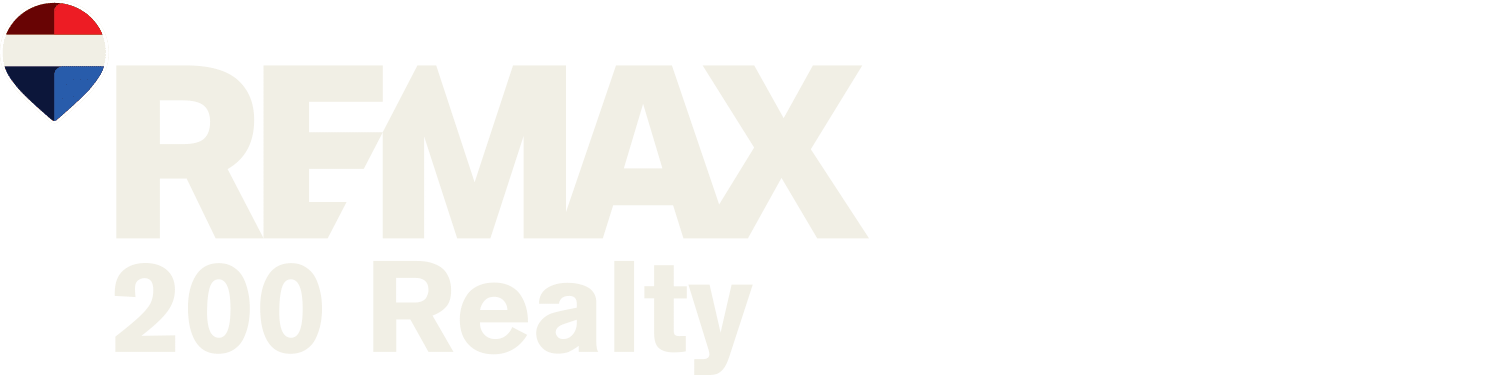 REMAX 200 Realty Logo